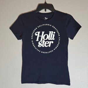 NWOT Hollister Navy T-Shirt with Circle Logo, Size XS